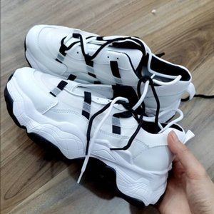 Stylish Comfortable Thick Sole Sneakers For Women